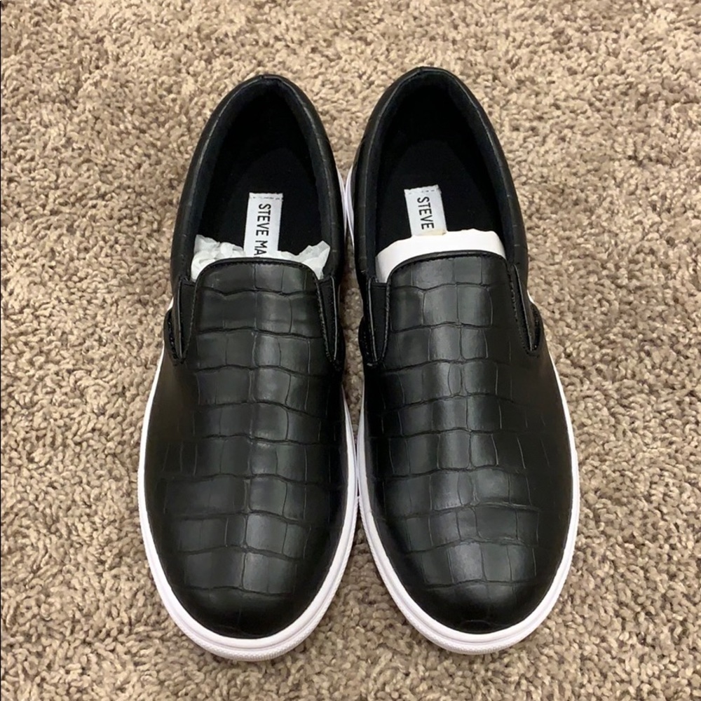 Steve Madden Slip-On Sneakers